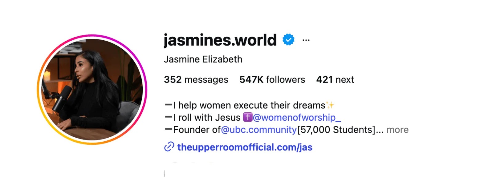 Jasmine Elizabeth @jasmines.world